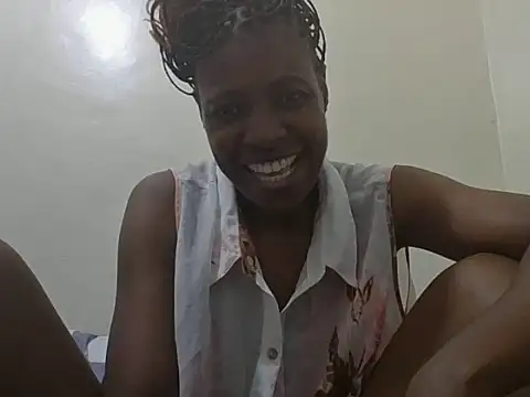 Snapshot of Eebony_Bubbly chatting on June 2026 11:47:02 AM Eebony Bubbly online show from June 2026 11:47:02 AM