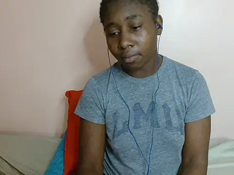 Snapshot of maya_nyla chatting on June 2026 10:48:01 AM maya nyla online show from June 2026 10:48:01 AM