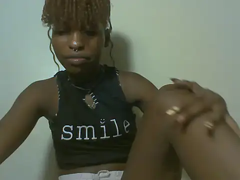 Spicydbijou online show from May 2026 08:15:01 PM