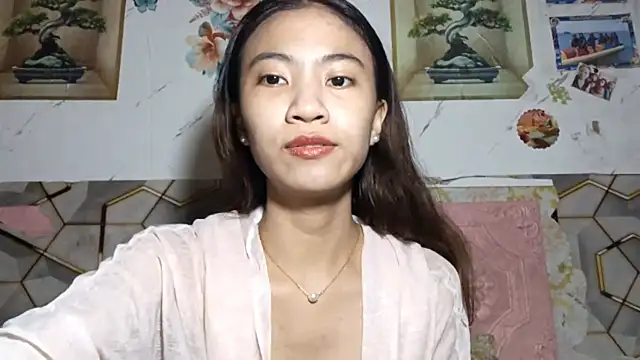 DeeannGunby online show from July 2026 03:05:01 PM