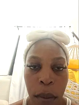 SatinBarbNXO online show from May 2026 10:04:02 PM