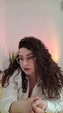 Elissa Floyd   online show from June 2026 07:22:02 AM