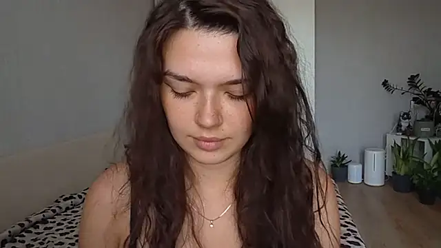 Vicki queen online show from June 2026 10:15:01 AM
