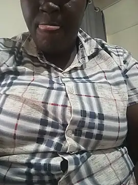 prettybabe02 online show from August 2026 05:28:02 AM