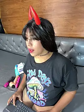 Alexia Lerner online show from June 2026 07:42:01 PM