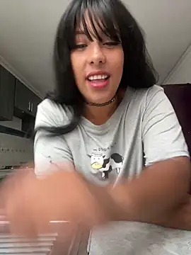 Alexia Lerner online show from June 2026 07:41:02 PM