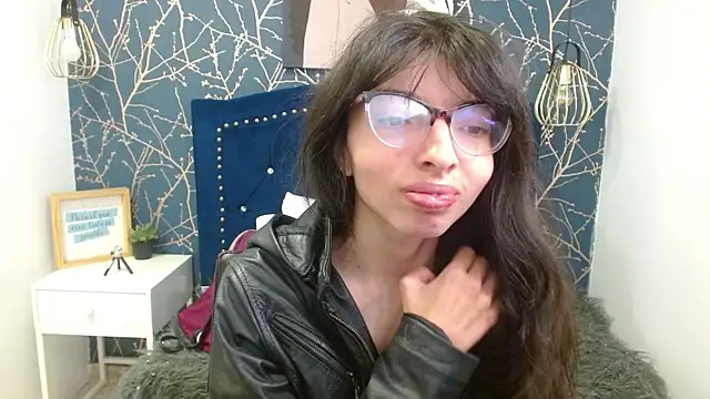 Allyshon  online show from June 2026 08:09:02 PM