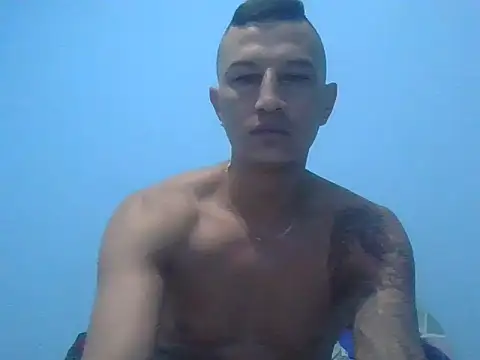 Snapshot of Andreesr chatting on July 2026 12:40:01 PM Andreesr online show from July 2026 12:40:01 PM