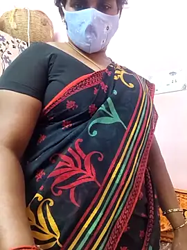 Snapshot of CuteTamizhachi chatting on May 2026 06:09:01 PM CuteTamizhachi online show from May 2026 06:09:01 PM