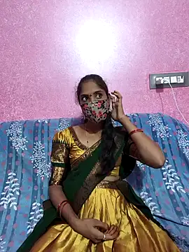 Snapshot of reshma124 chatting on June 2026 01:17:02 PM reshma124 online show from June 2026 01:17:02 PM