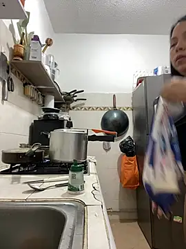 ISABELLA  LUNA online show from June 2026 01:36:01 AM