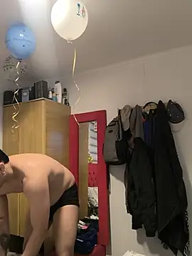 Snapshot of BodyGym18 chatting on June 2026 10:14:02 PM BodyGym18 online show from June 2026 10:14:02 PM