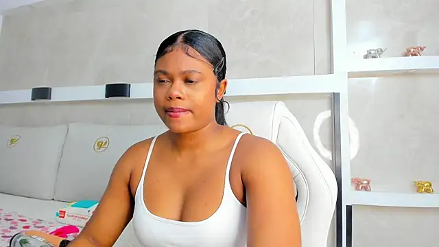 Snapshot of juliana_smithh chatting on June 2026 02:46:01 AM juliana smithh online show from June 2026 02:46:01 AM