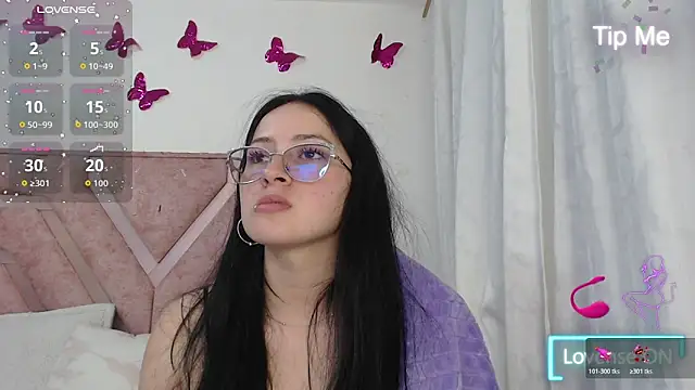 Snapshot of Angel-Hott_ chatting on May 2026 03:24:02 AM Angel-Hott online show from May 2026 03:24:02 AM