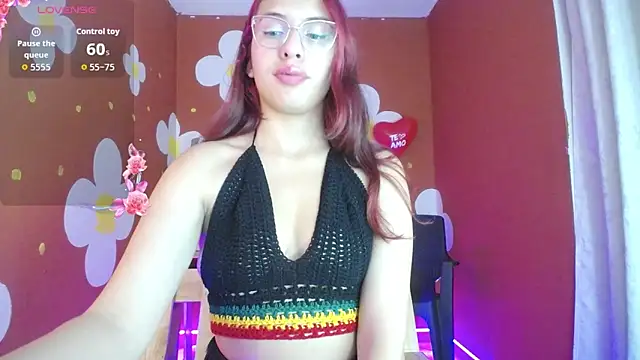 Snapshot of ashly_litlle chatting on June 2026 03:44:01 AM ashly litlle online show from June 2026 03:44:01 AM