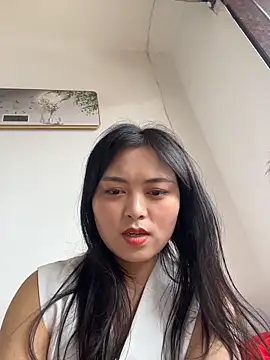 Snapshot of LOVE_521 chatting on May 2026 05:25:01 AM LOVE 521 online show from May 2026 05:25:01 AM