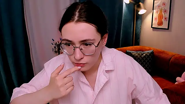 Snapshot of polly_pop_ chatting on June 2026 09:37:01 AM polly pop online show from June 2026 09:37:01 AM