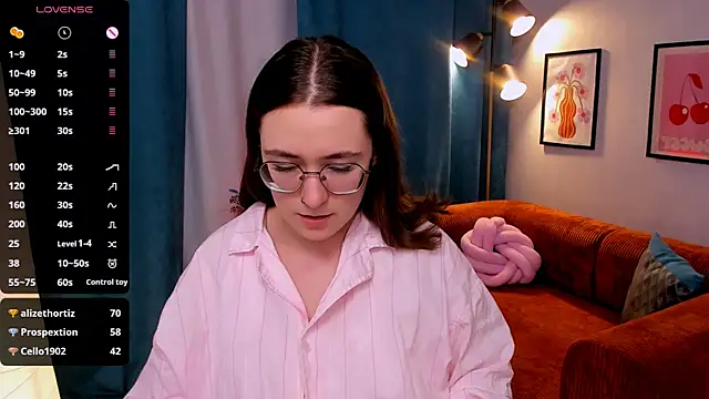 Snapshot of polly_pop_ chatting on July 2026 09:45:01 AM polly pop online show from July 2026 09:45:01 AM