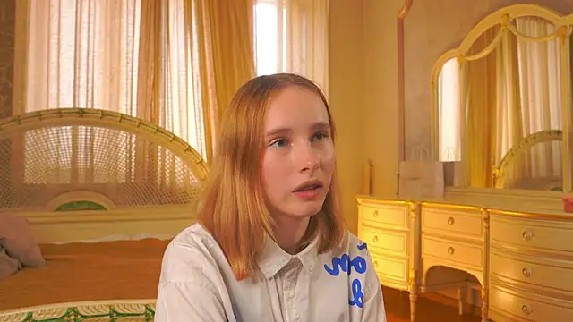 HelaineLube online show from June 2026 12:50:02 PM