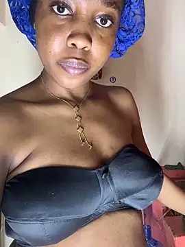 Snapshot of Sweet_Linah1 chatting on June 2026 05:24:02 PM Sweet Linah1 online show from June 2026 05:24:02 PM