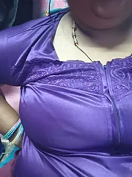 Snapshot of geetha431 chatting on June 2026 06:22:02 PM geetha431 online show from June 2026 06:22:02 PM