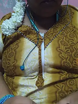 Snapshot of geetha431 chatting on June 2026 06:30:01 PM geetha431 online show from June 2026 06:30:01 PM