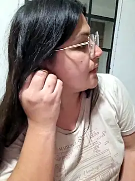 Snapshot of morena95_ chatting on June 2026 04:36:02 AM morena95 online show from June 2026 04:36:02 AM