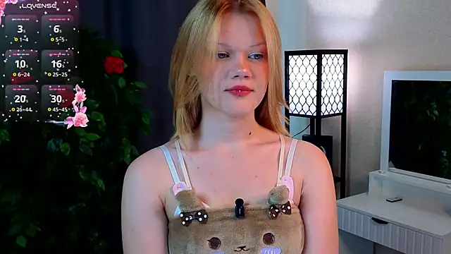 SummerGergely online show from June 2026 02:01:02 AM