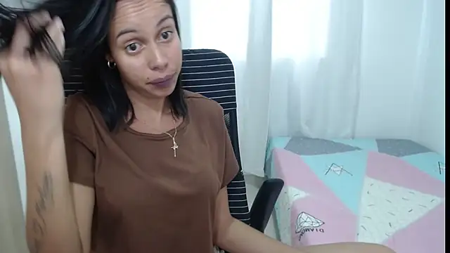 Valeria Santos  online show from May 2026 04:37:01 PM
