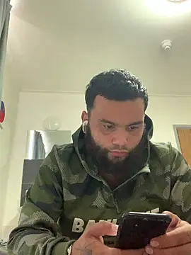 crimikeanu24 online show from June 2026 11:13:02 AM