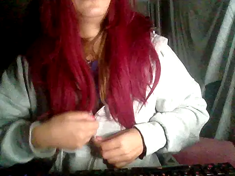 Snapshot of moraninha chatting on June 2026 01:41:02 AM moraninha online show from June 2026 01:41:02 AM