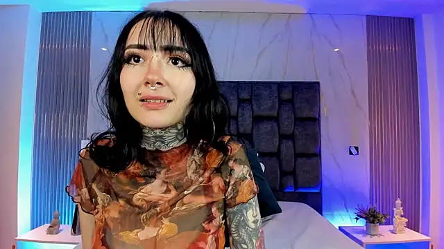 Scarleth Fg  online show from June 2026 11:17:02 PM