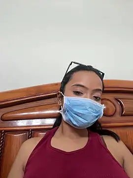 Snapshot of livia_dolls chatting on June 2026 10:50:02 AM livia dolls online show from June 2026 10:50:02 AM