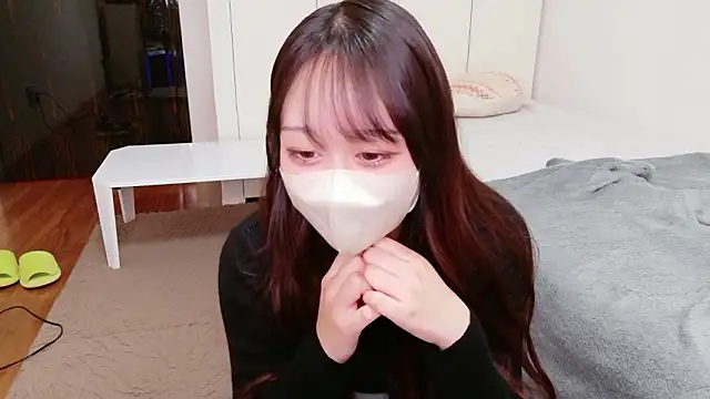 Snapshot of Mei--chan-- chatting on June 2026 03:29:02 AM Mei--chan-- online show from June 2026 03:29:02 AM