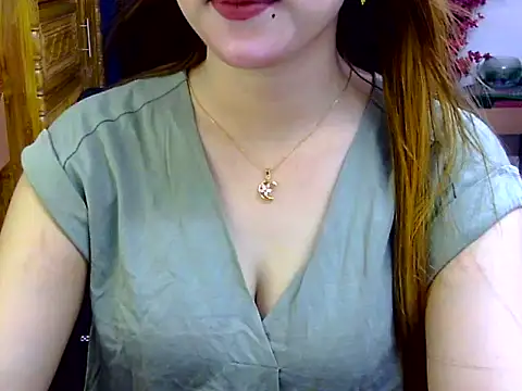 Snapshot of Adiba_Obu_20 chatting on June 2026 06:02:01 PM Adiba Obu 20 online show from June 2026 06:02:01 PM