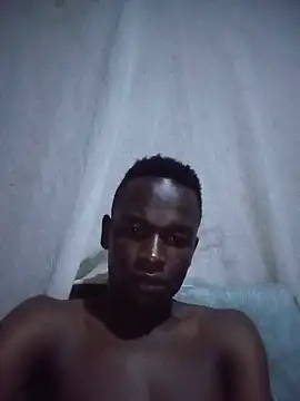 Snapshot of Kuoraf33 chatting on June 2026 04:39:02 PM Kuoraf33 online show from June 2026 04:39:02 PM