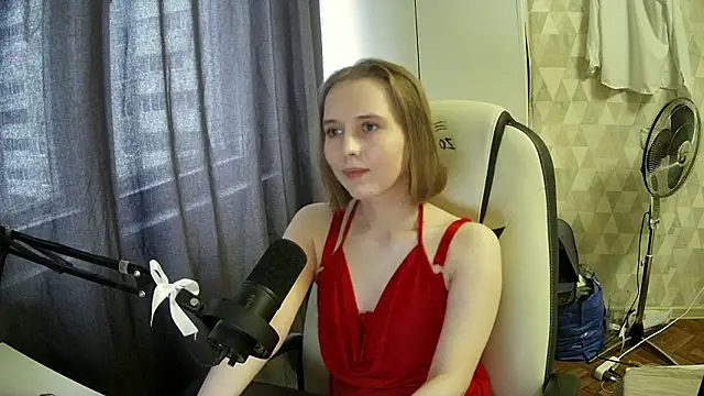 Snapshot of Mia_liss_ chatting on May 2026 02:47:02 PM Mia liss online show from May 2026 02:47:02 PM
