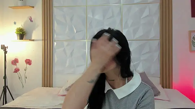 Anniee 333 online show from June 2026 03:27:01 PM