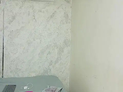 Snapshot of paulina_0_ chatting on July 2026 01:53:01 PM paulina 0 online show from July 2026 01:53:01 PM