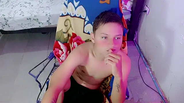 Snapshot of NYC_Bby chatting on July 2026 04:09:01 PM NYC Bby online show from July 2026 04:09:01 PM