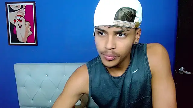 Snapshot of Angel_foxc13 chatting on June 2026 03:51:02 AM Angel foxc13 online show from June 2026 03:51:02 AM