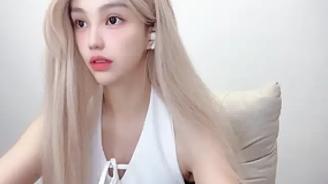 jiangjiang2005 online show from July 2026 06:00:02 PM
