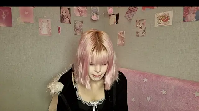 Snapshot of VelvetAlice chatting on July 2026 08:22:02 PM VelvetAlice online show from July 2026 08:22:02 PM