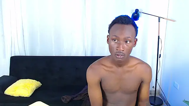 alexaandro18 online show from June 2026 08:15:02 PM