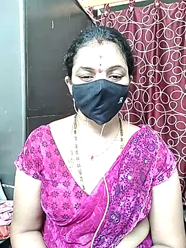 Snapshot of Leela_555 chatting on June 2026 03:03:01 PM Leela 555 online show from June 2026 03:03:01 PM
