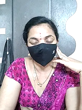 Snapshot of Leela_555 chatting on June 2026 07:11:02 AM Leela 555 online show from June 2026 07:11:02 AM
