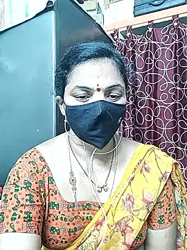 Snapshot of Leela_555 chatting on June 2026 11:12:02 AM Leela 555 online show from June 2026 11:12:02 AM