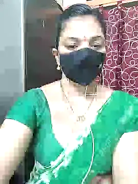 Snapshot of Leela_555 chatting on June 2026 12:04:01 AM Leela 555 online show from June 2026 12:04:01 AM