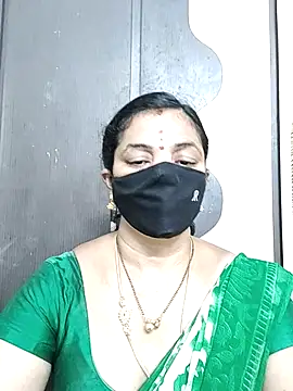 Snapshot of Leela_555 chatting on June 2026 05:23:02 AM Leela 555 online show from June 2026 05:23:02 AM