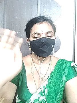 Snapshot of Leela_555 chatting on June 2026 08:35:02 PM Leela 555 online show from June 2026 08:35:02 PM